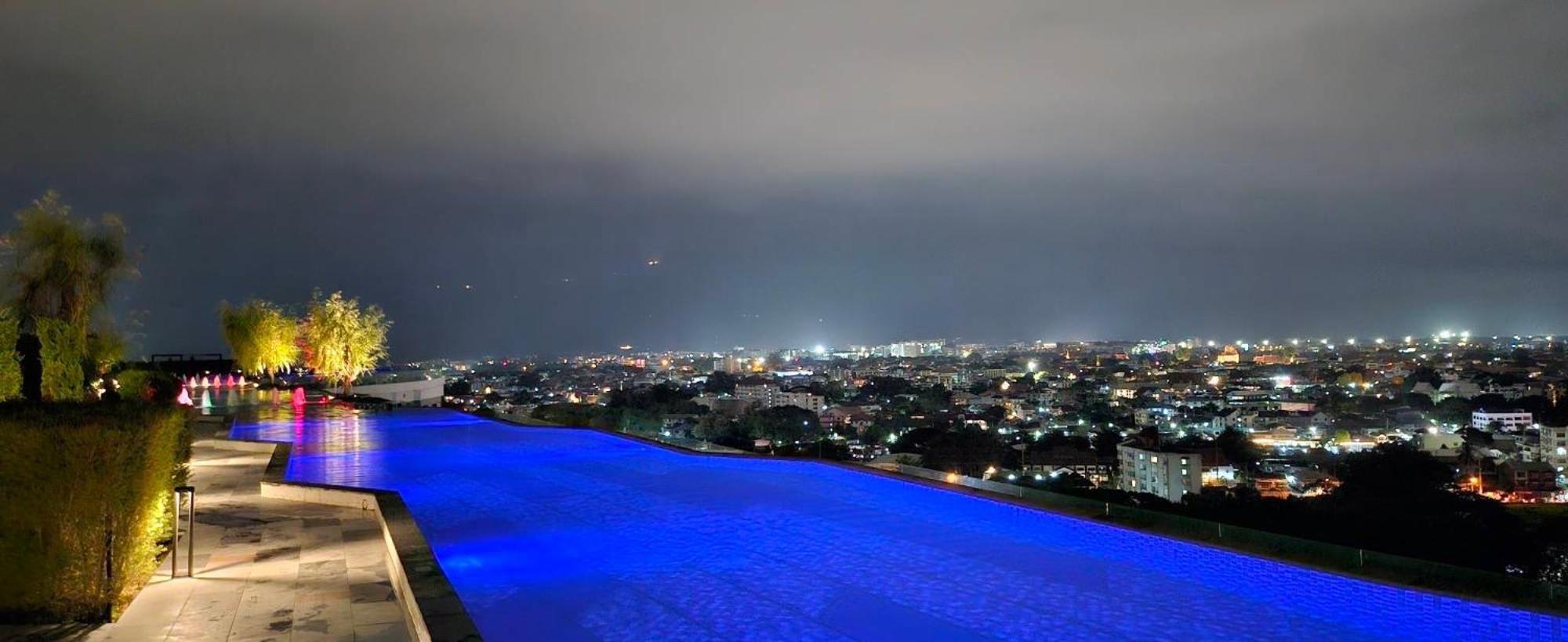 Luxury Condo Astra Sky River Condo Chiang Mai Exterior photo
